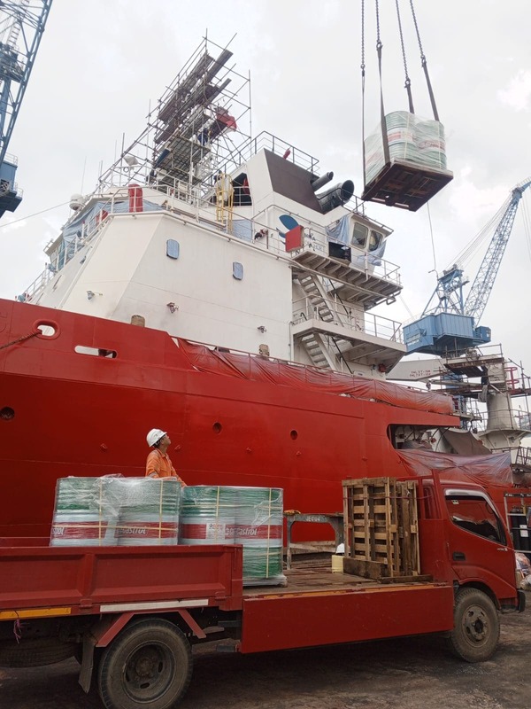 Oil Provision MMA Majesty Photo