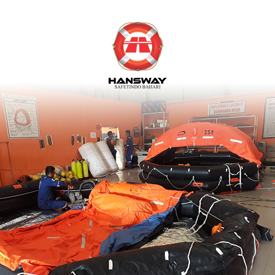 Life rafts & Lifeboat