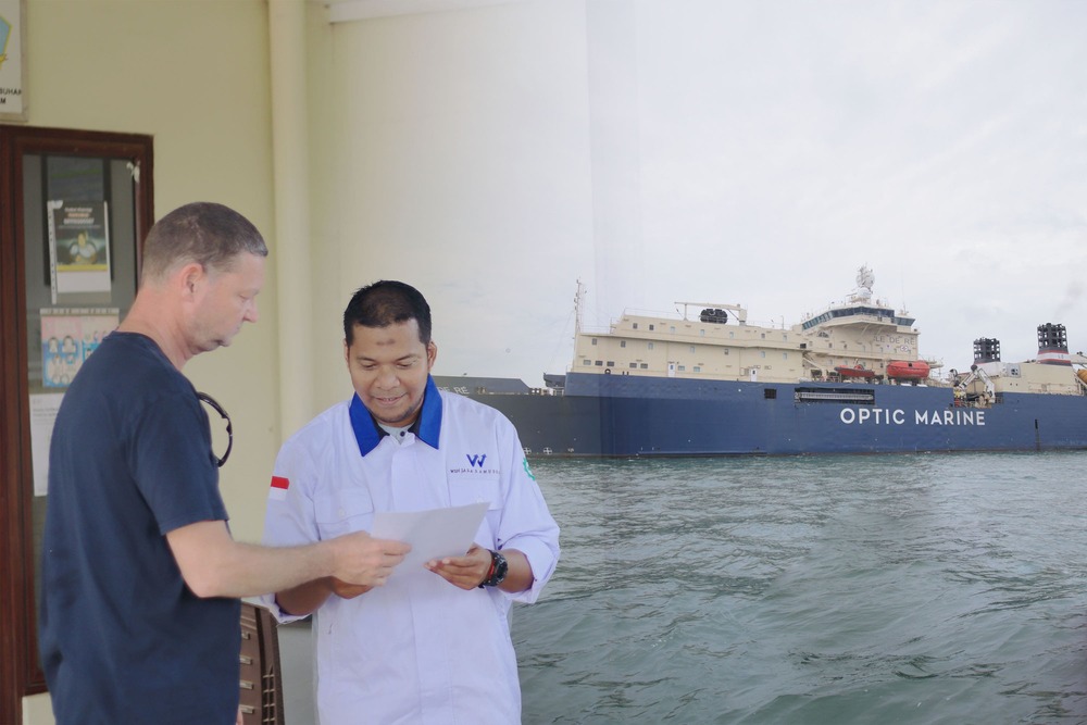 Shipping Agency Image